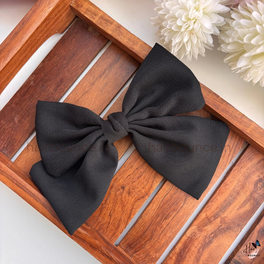 Classic Crepe Knot Bow Hair Clip