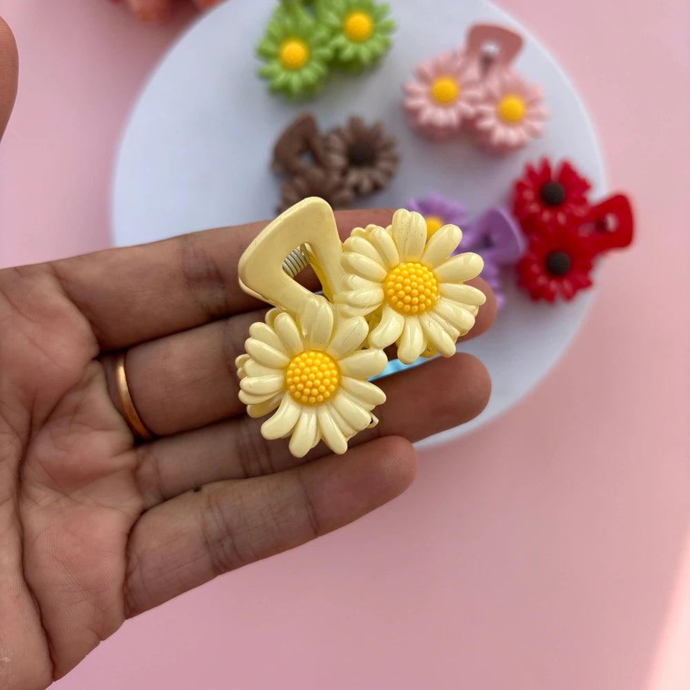 Double Flower Shinny Finish Hair Claw - Medium