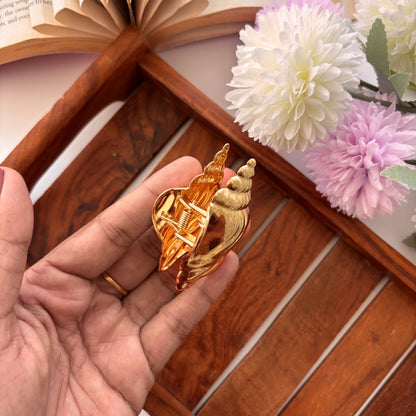 Golden Conch Shell Hair Claw - Medium