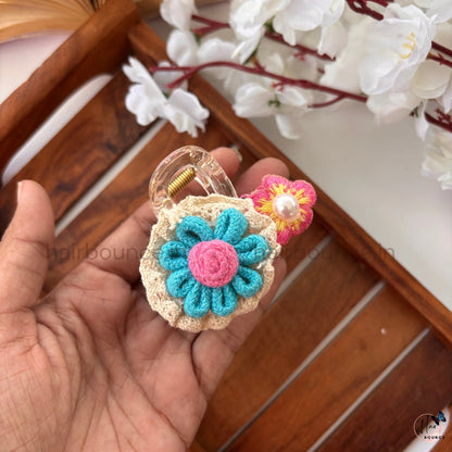 Handmade Crochet Flower Hair Claw – Medium