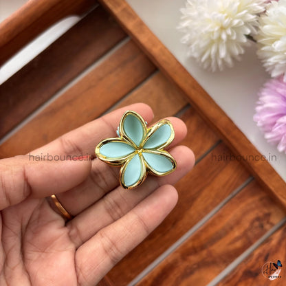 Golden Bloom Floral Hair Claw - Small