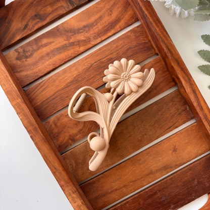 Daisy Flower Hair Claw - Large