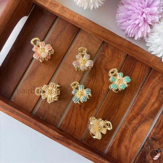 Aurora Daisy Premium Metal Hair Claw - Small