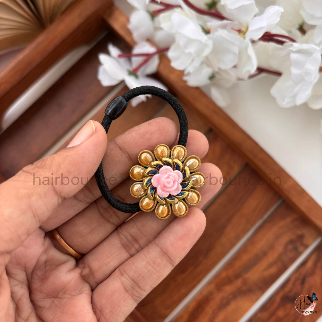 Kundan Hair Tie with Pink Rose