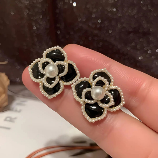 Flower Pearl Earrings