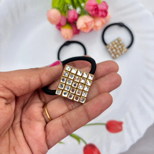 Square Kundan Hair Band (White)