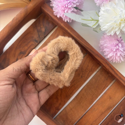 Colourful Heart Fur Hair Claw - Medium