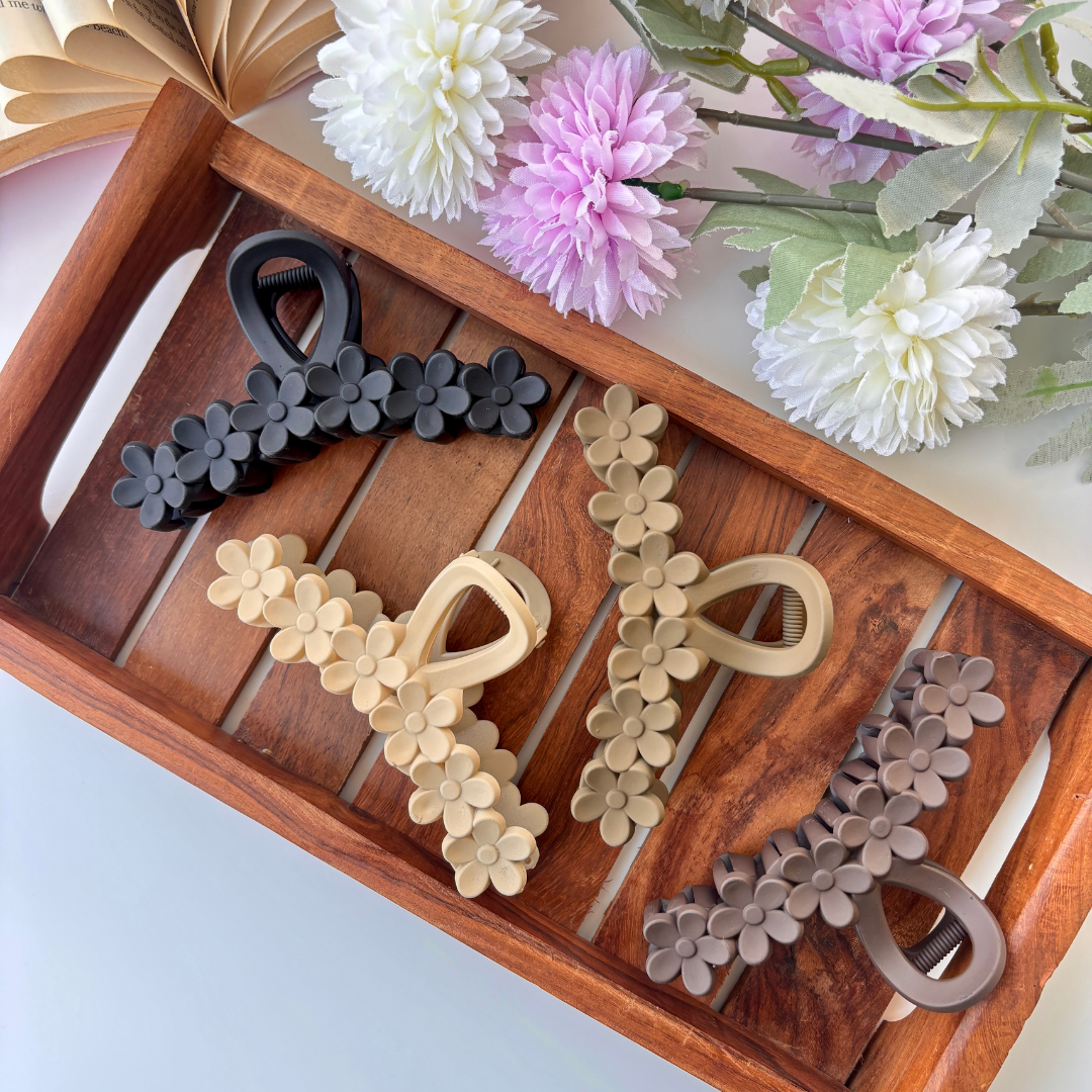 Loop Flower Hair Claw - Large