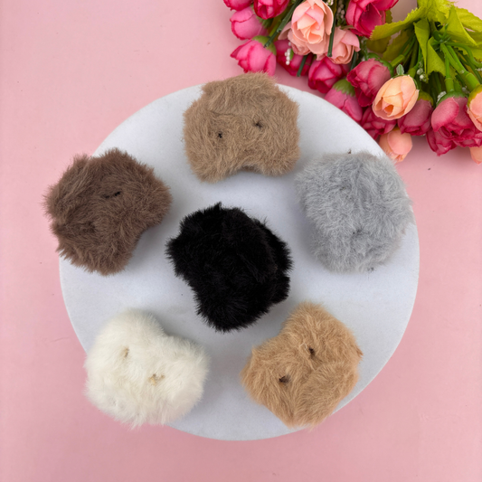 Infinity Cozy Fur Claw – Small
