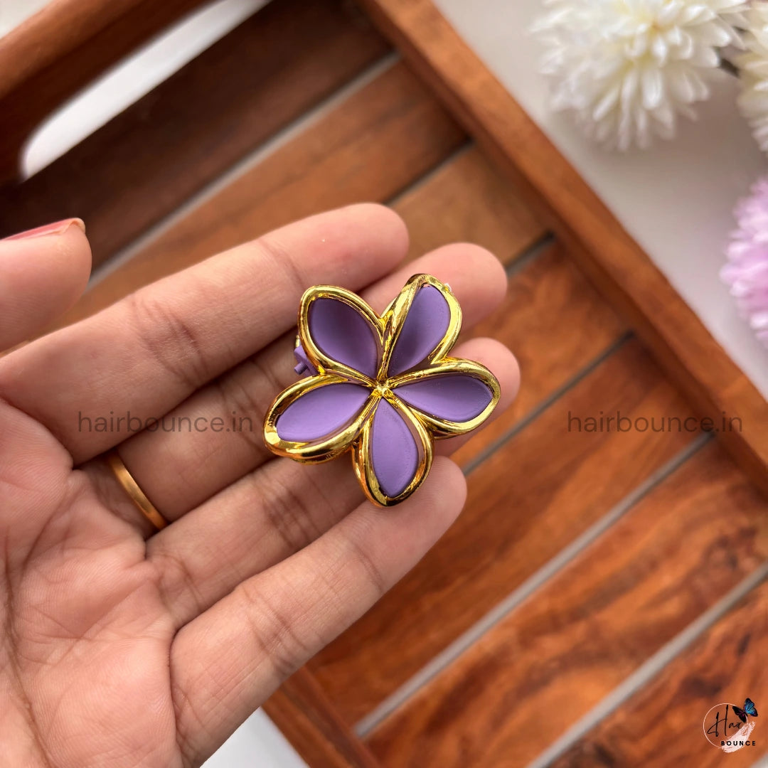 Golden Bloom Floral Hair Claw - Small