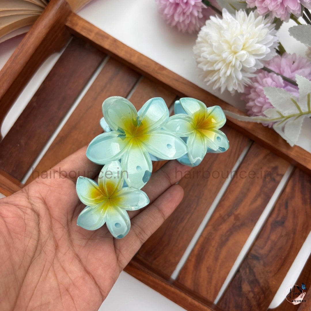 Shinny Triple Flower Lilly Hair Claw - Large