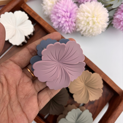 Dual Colour Hibiscus Hair Claw - Medium