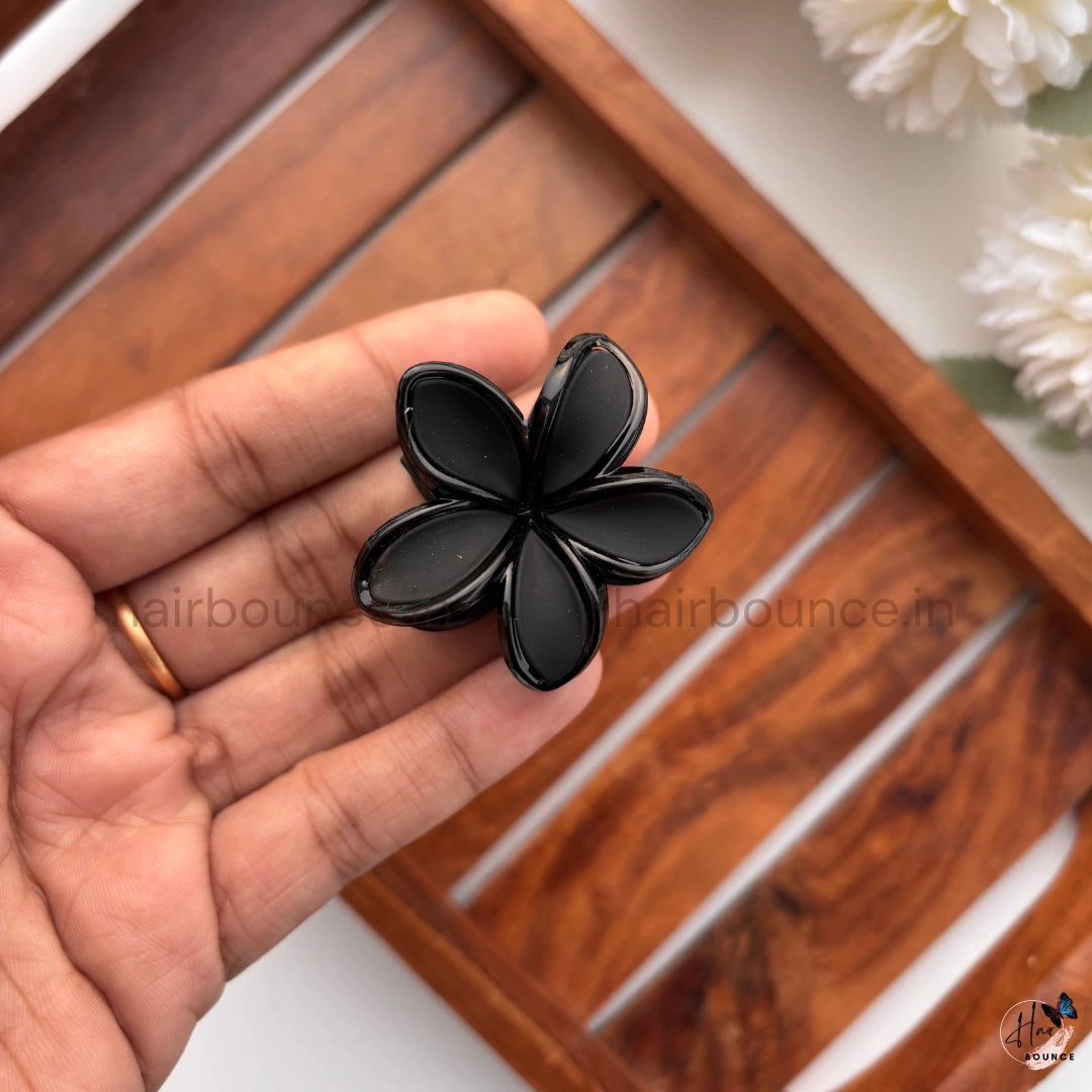 Glossy Lily Flower Hair Claw – Small