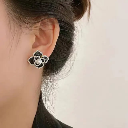 Flower Pearl Earrings