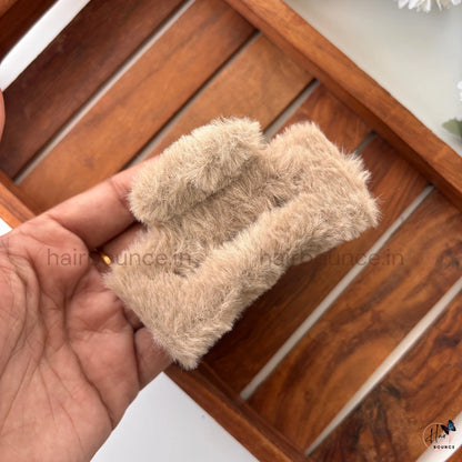 Rectangle Fur Hair Claw - Large