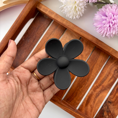 Matte Daisy Flower Hair Claw - Large