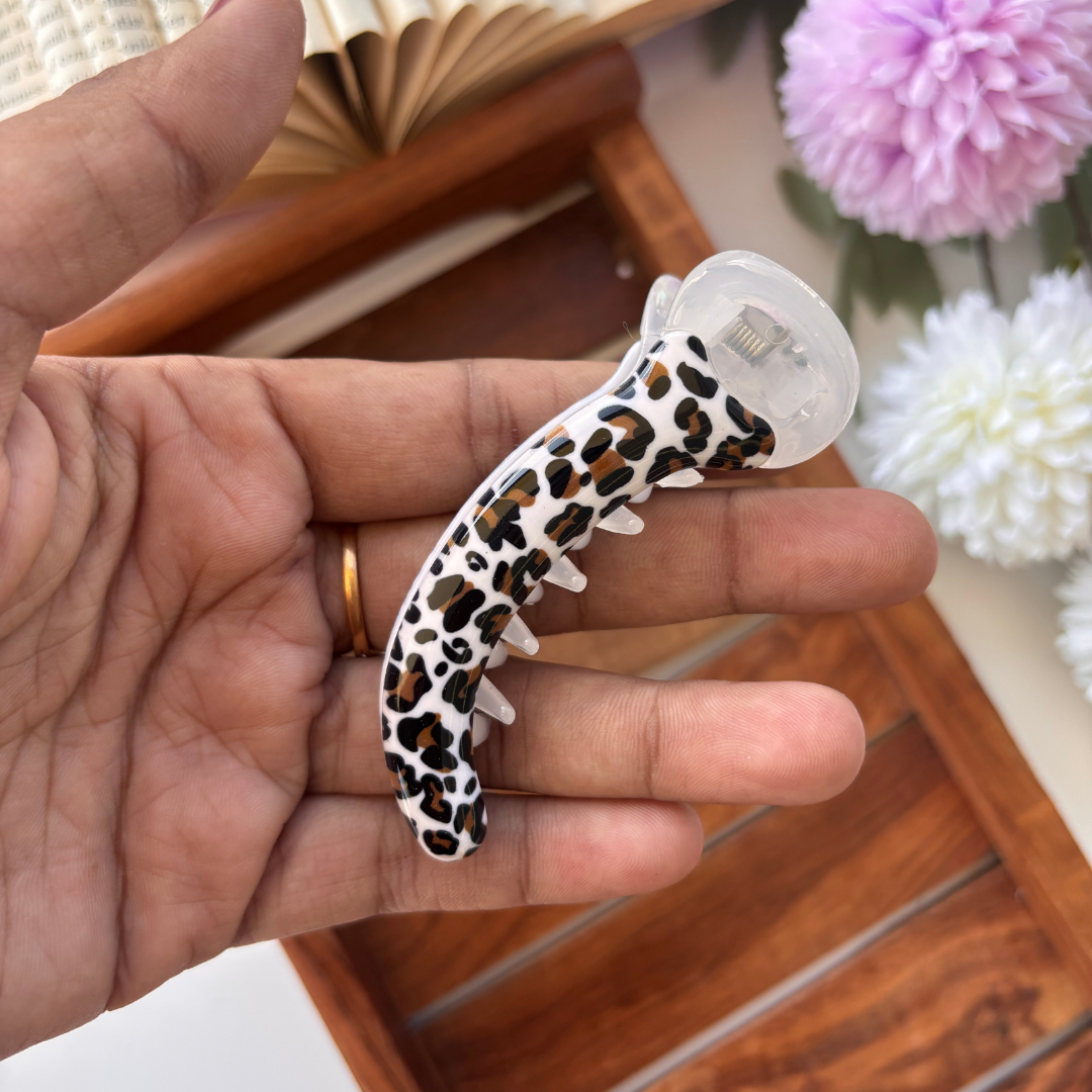 Cheetah Printed Banana Clip - Medium