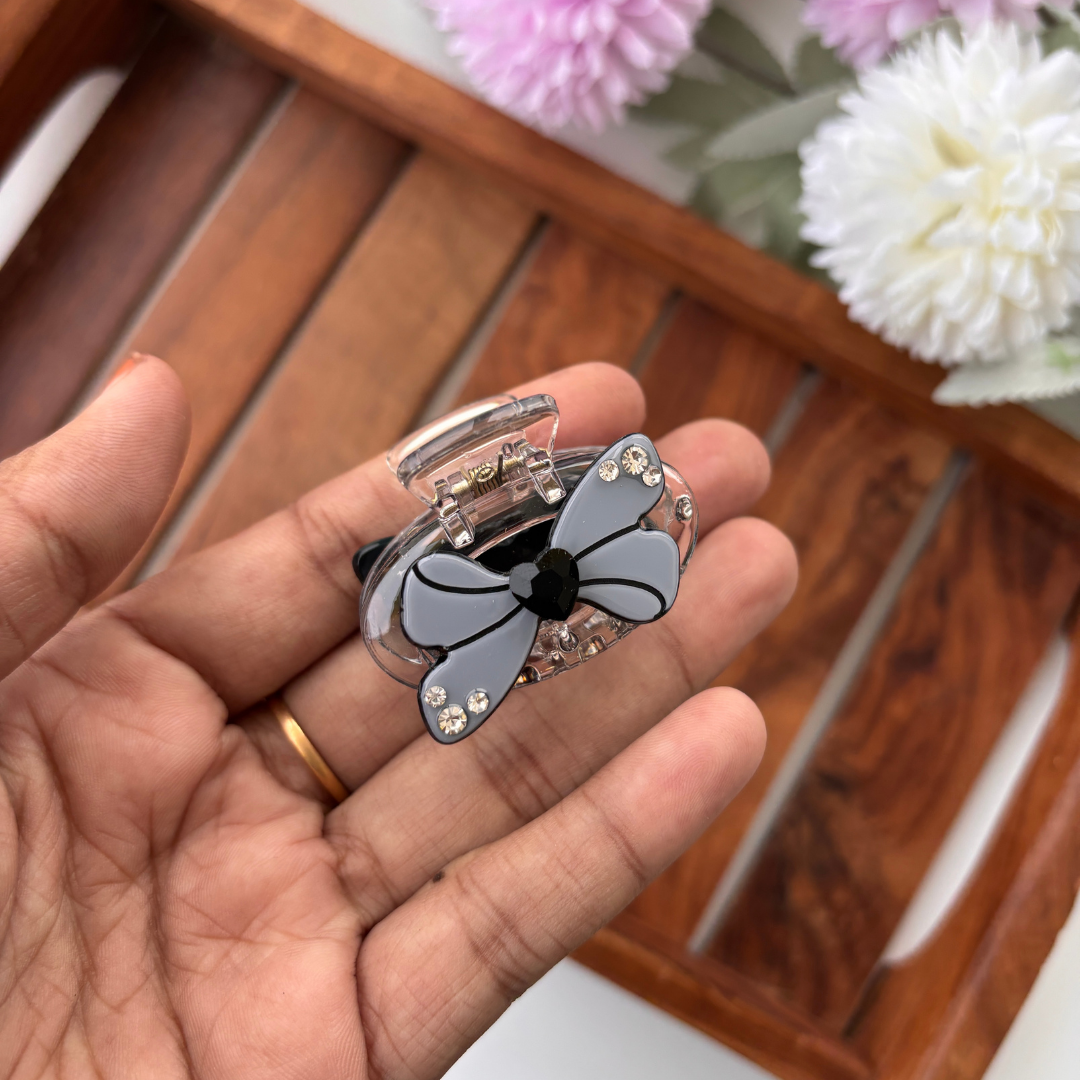 Oval Bow Hair Claw – Medium