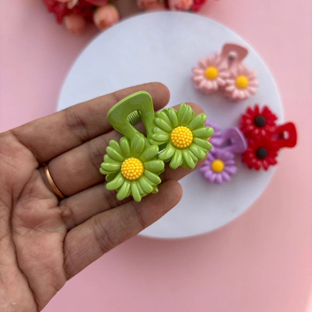 Double Flower Shinny Finish Hair Claw - Medium