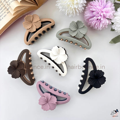 Dual-Colour Floral Accent Hair Claw – Medium