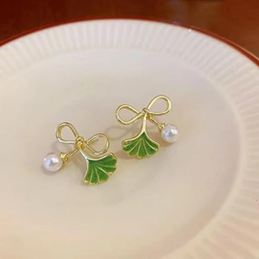 Pearl Grace Bow Earrings - Green