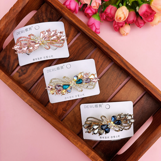 Premium Crystal Cute Flower Center Clip