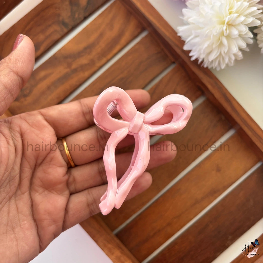 Glossy Ribbon Bow Hair Claw – Medium