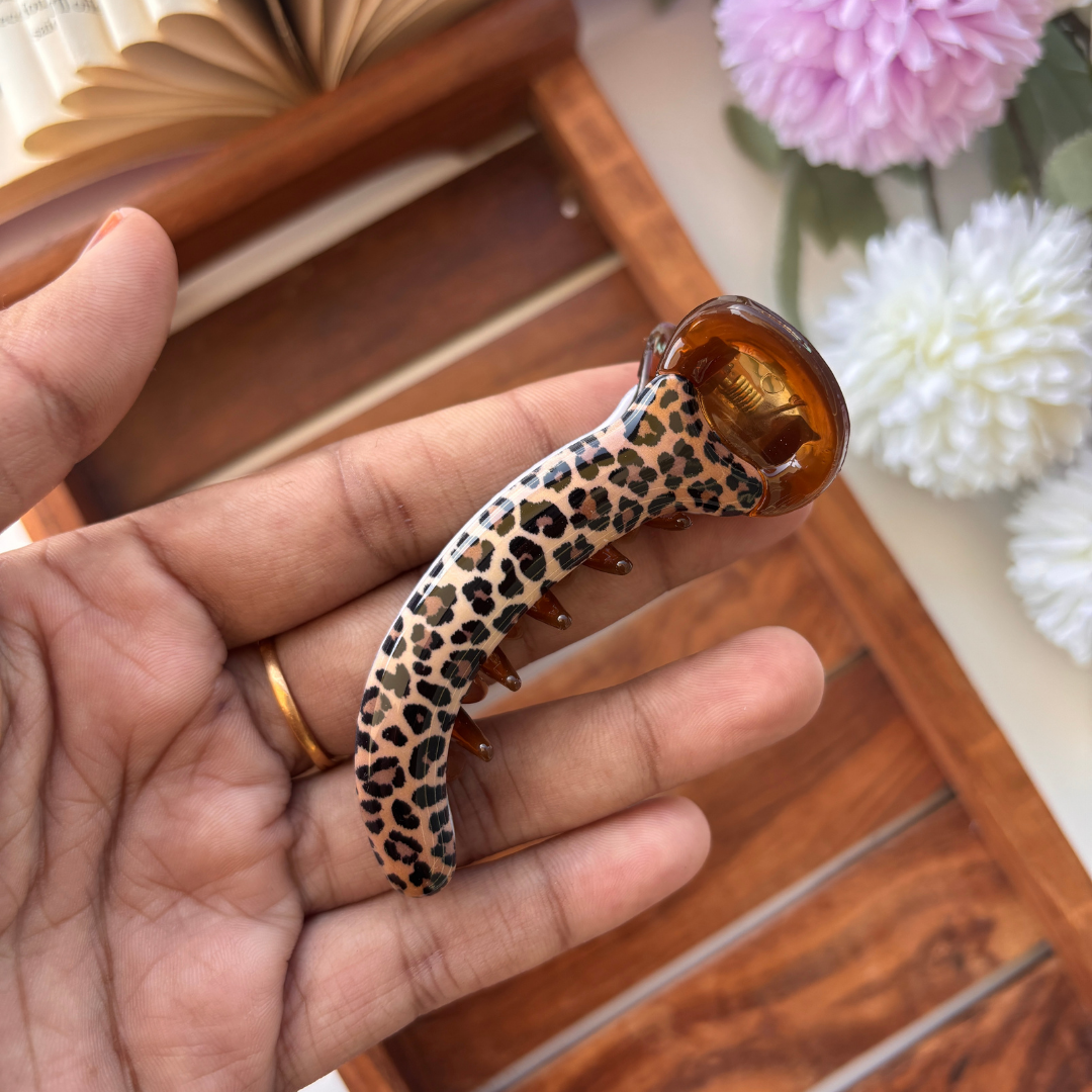 Cheetah Printed Banana Clip - Medium
