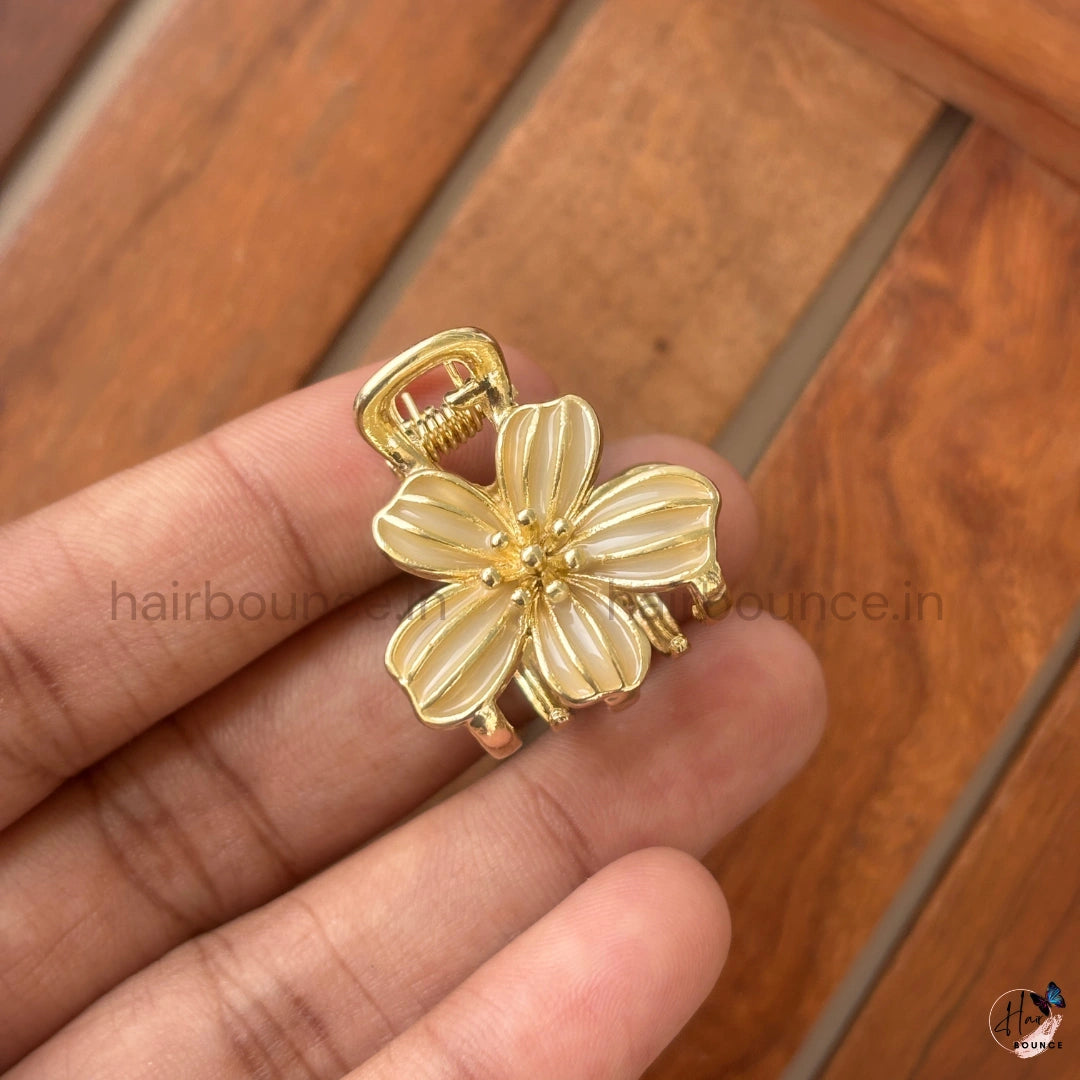 Aurora Daisy Premium Metal Hair Claw - Small
