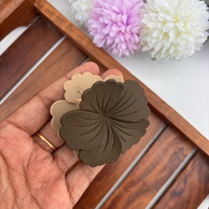 Dual Colour Hibiscus Hair Claw - Medium