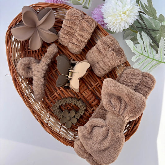 🎁 Mocha Luxe Hair Hamper