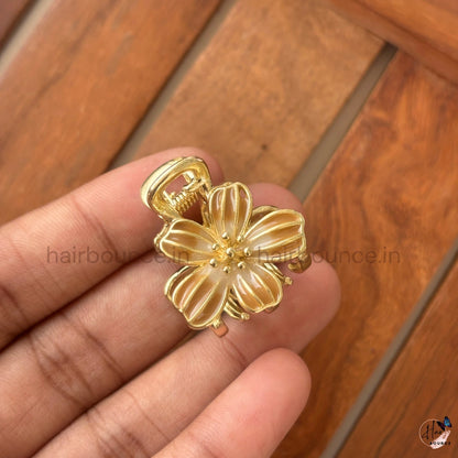 Aurora Daisy Premium Metal Hair Claw - Small