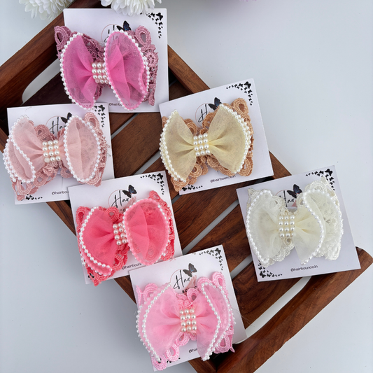 Grace Pearl Bow Clip