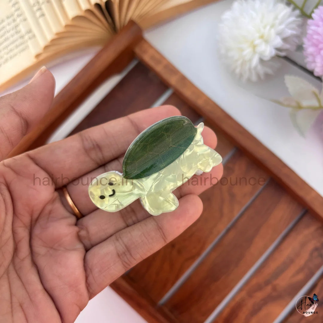 Cute Sea Animal Hair Claw – Medium