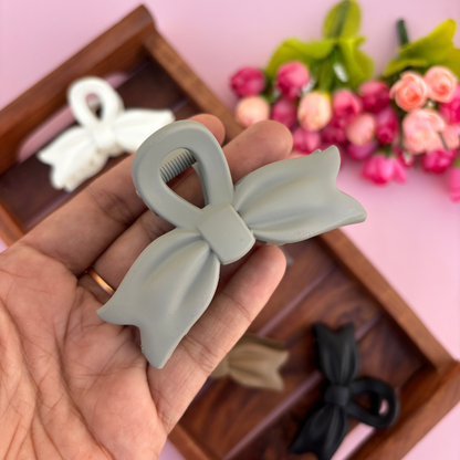 Bow Matte Finish Hair Claw - Medium