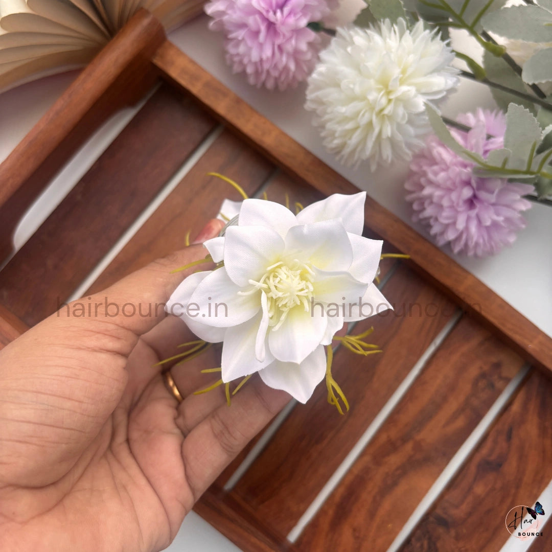 Elegant Bloom Floral Hair Claw - Large