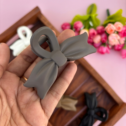 Bow Matte Finish Hair Claw - Medium