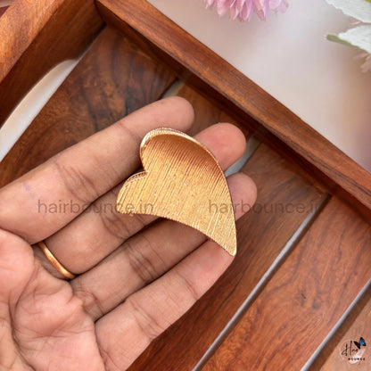Elegant Heart Curve Metal Hair Claw – Small