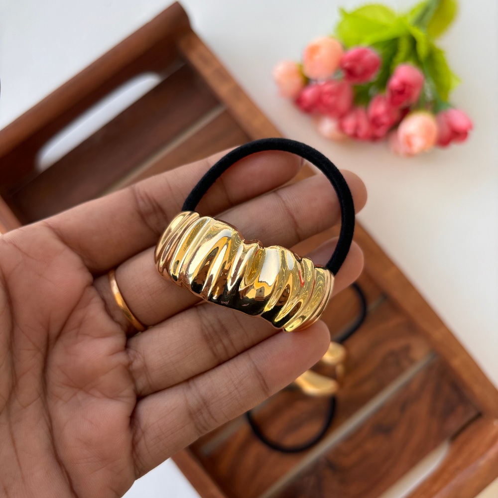 Twist & Shine Pony Cuff