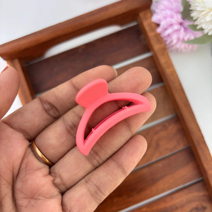 Light Curve D Shape Hair Claw - Small