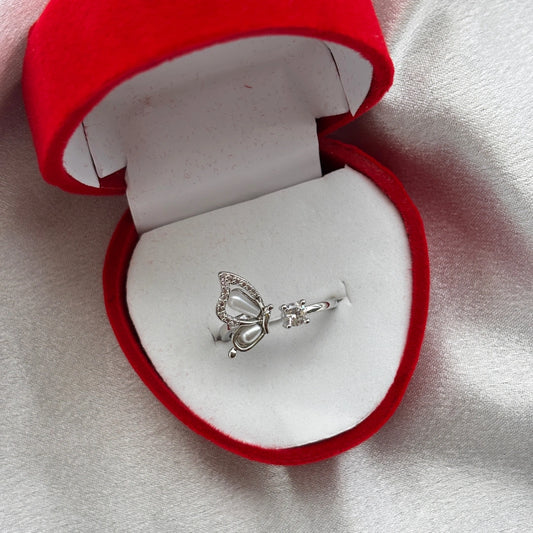 Pearl Butterfly Silver Ring – Adjustable