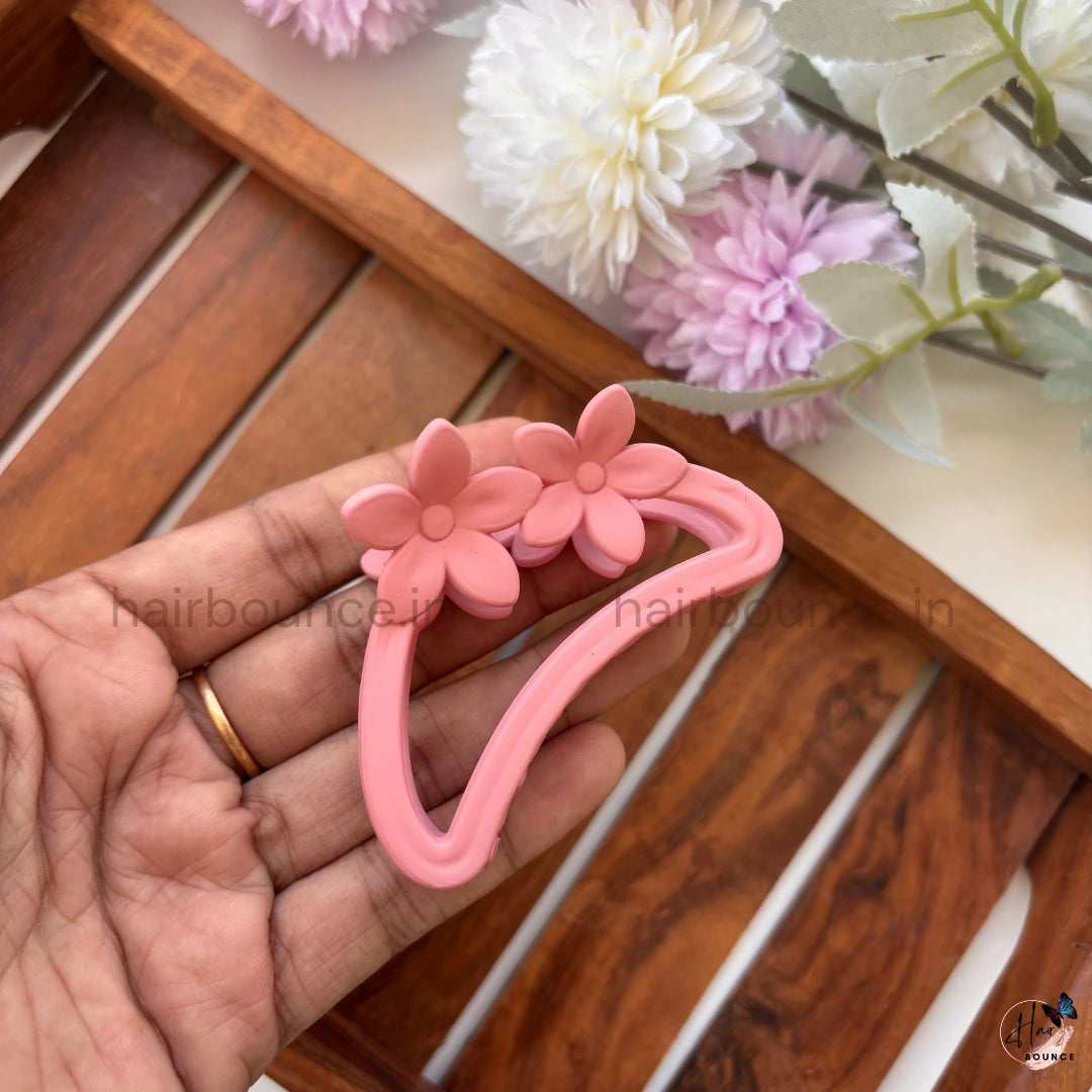 Floral Crescent Hair Claw for Women – Medium