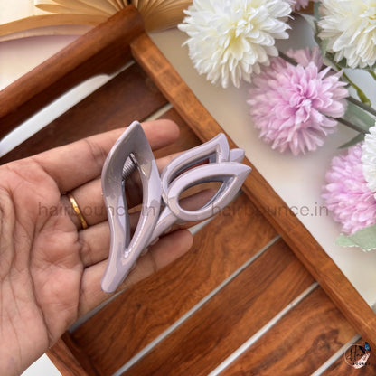 Elegant Tulip Hair Claw – Medium