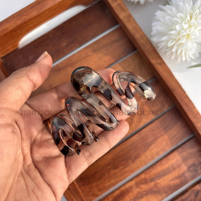 Glossy Wave Hair Clip – Medium