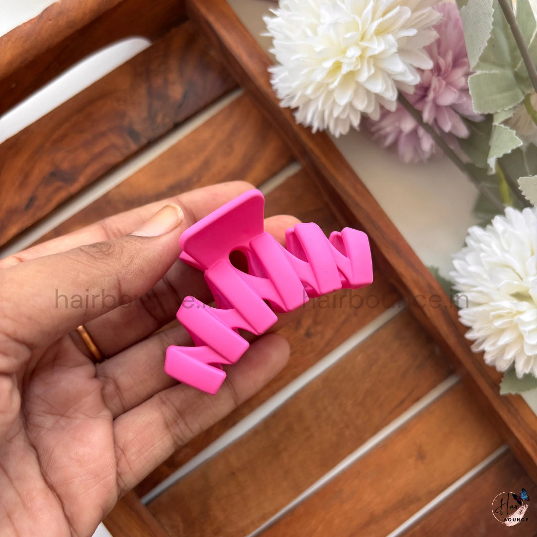 Matte Zigzag Hair Claw – Medium