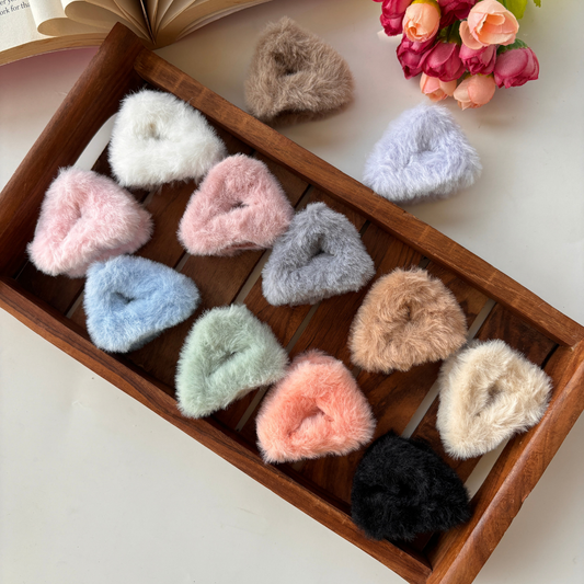 Colourful Triangle Fur Hair Claw - Medium