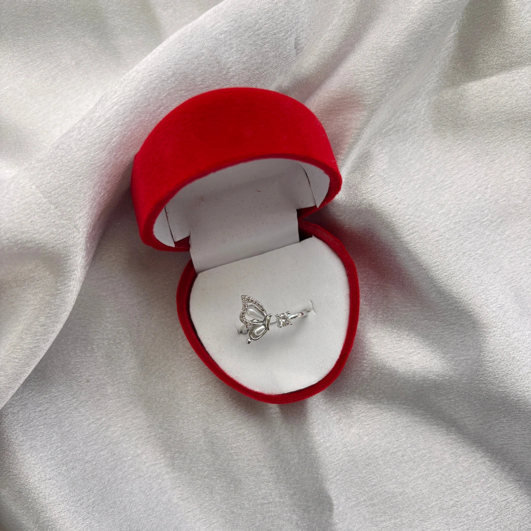 Pearl Butterfly Silver Ring – Adjustable