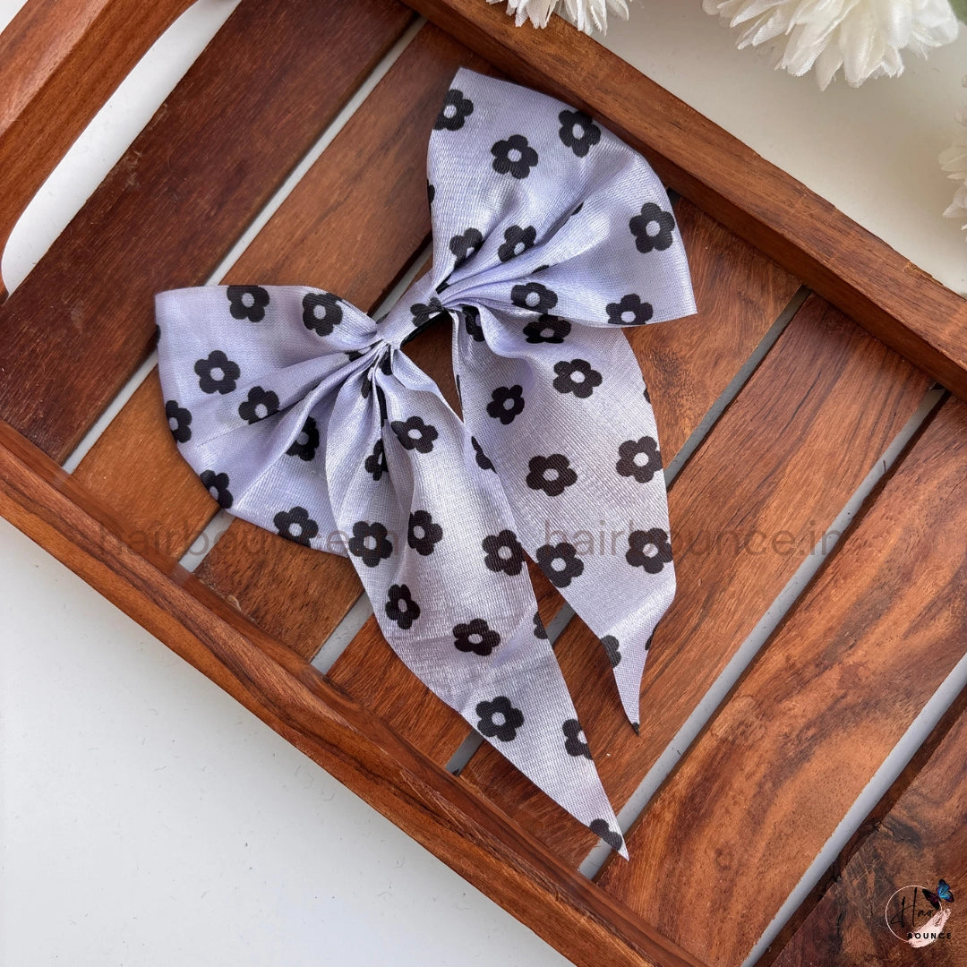 Daisy Charm Ribbon Bow Clip