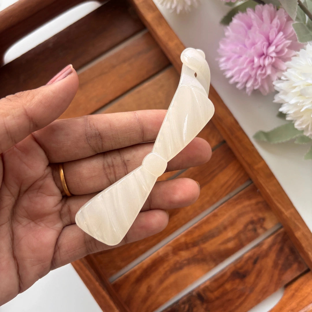 Glossy Bow Stripe Banana Clip - Medium