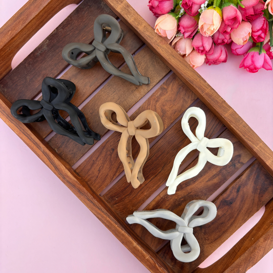 Wavy Bow Matte Finish Hair Claw - Medium